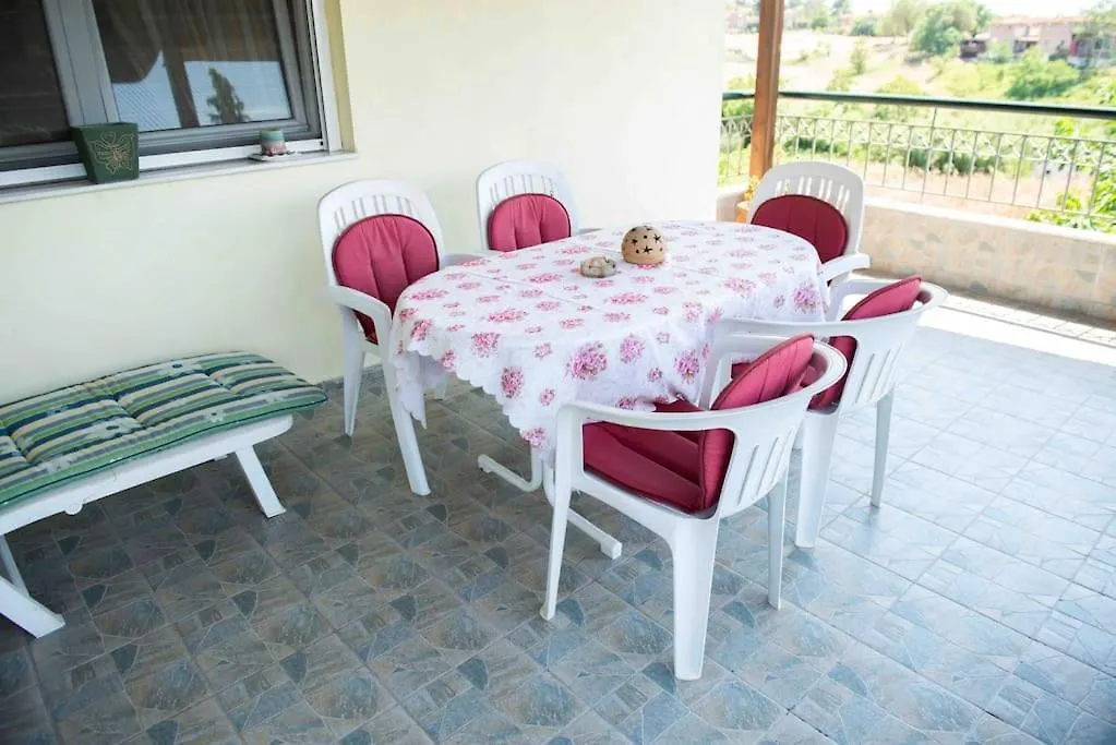 Holiday home Sea View Maisonette Netflix Nea Kerasia